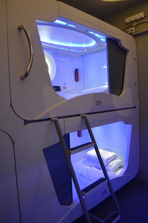 Time Capsule Hotel จอร์จทาวน์ ภายนอก รูปภาพ